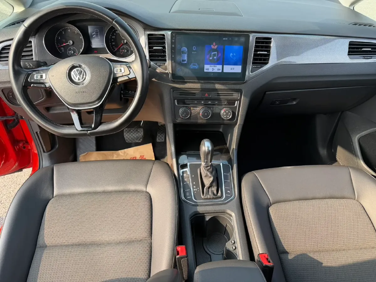 2018 Volkswagen Golf Sportsvan 1.4T 131HP L4 7DCT,autocango,china used car exporter,china ev exporter,chinese used car exporter,chinese used ev exporter