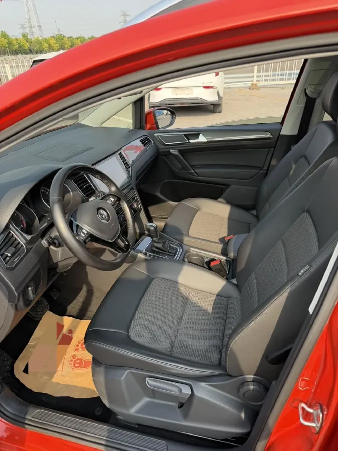 2018 Volkswagen Golf Sportsvan 1.4T 131HP L4 7DCT,autocango,china used car exporter,china ev exporter,chinese used car exporter,chinese used ev exporter