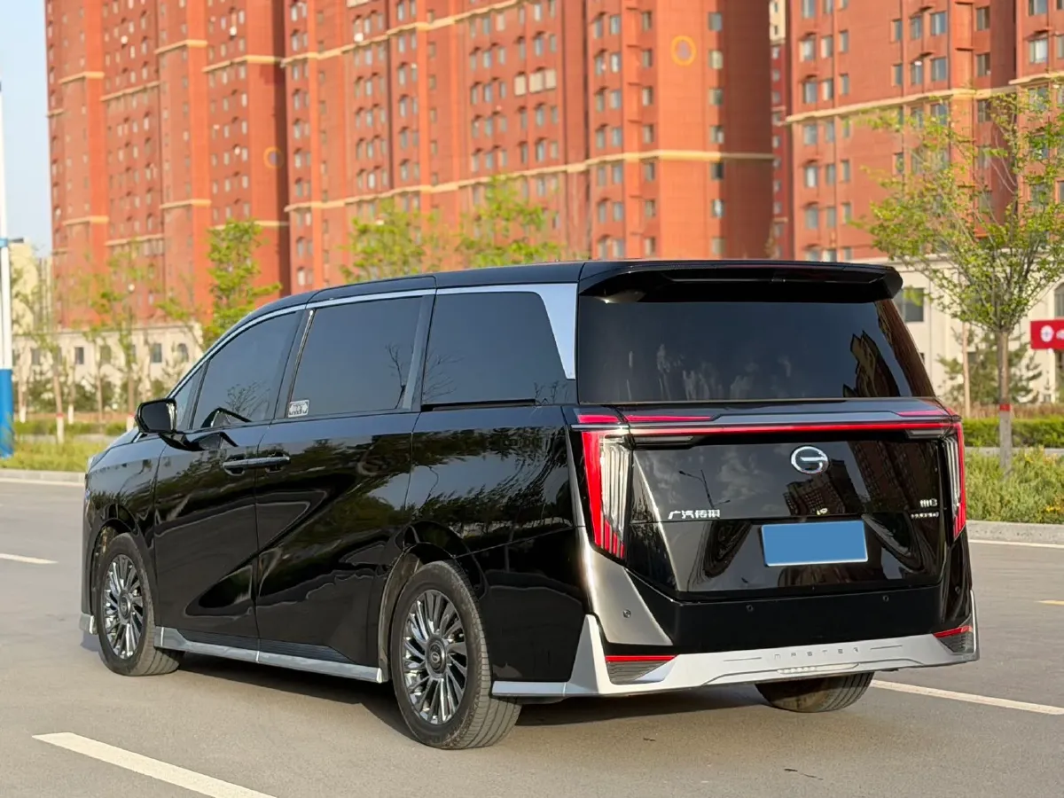 2023 GAC Trumpchi M8 2.0T 190HP L4 E-CVT Hybrid,autocango,china used car exporter,china ev exporter,chinese used car exporter,chinese used ev exporter