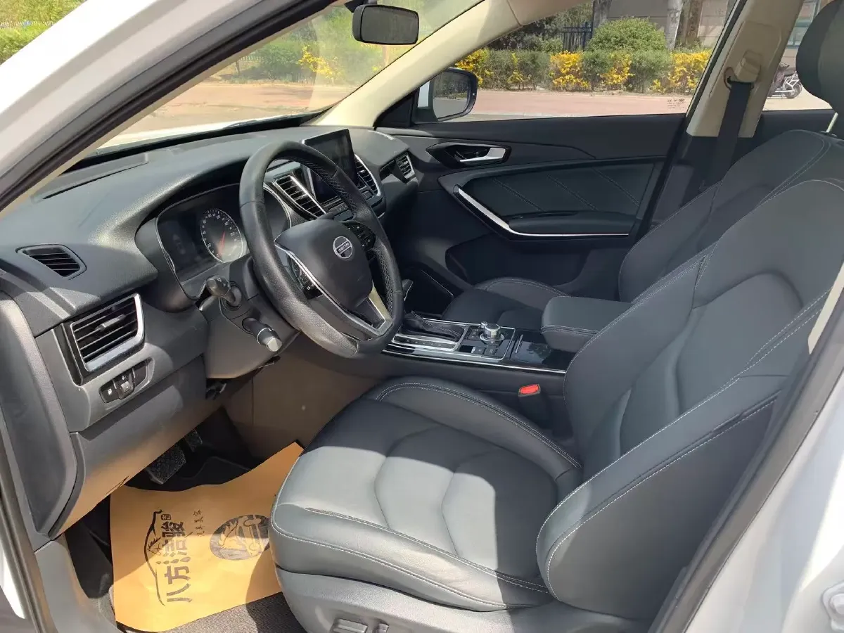 2018 FAW Senia R9 1.2T 143HP L4 7DCT,autocango,china used car exporter,china ev exporter,chinese used car exporter,chinese used ev exporter