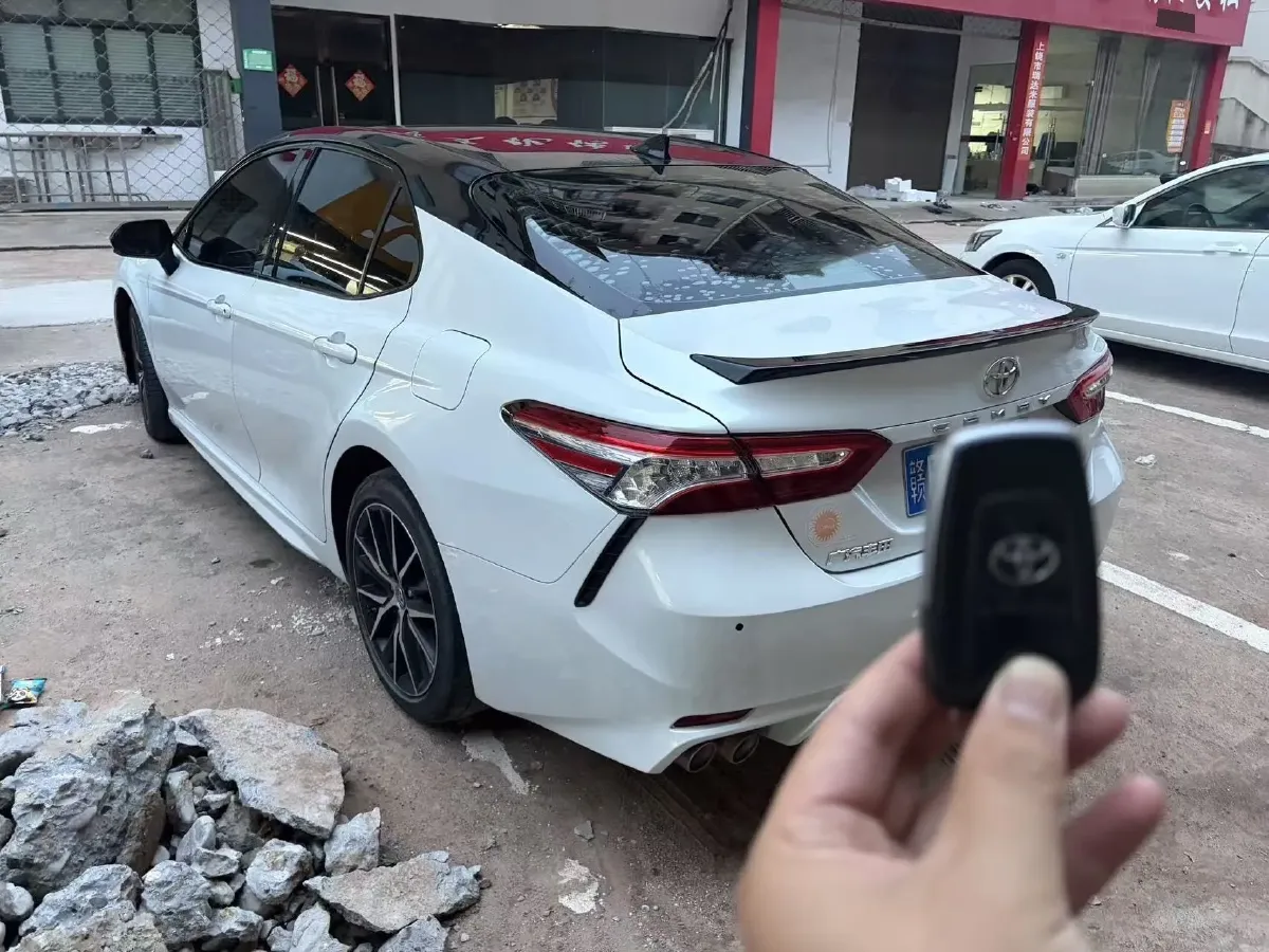 2022 Toyota Camry 2.0L 178HP L4 CVT,autocango,china used car exporter,china ev exporter,chinese used car exporter,chinese used ev exporter