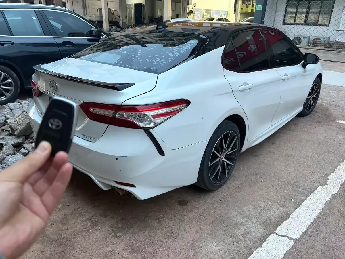 2022 Toyota Camry 2.0L 178HP L4 CVT,autocango,china used car exporter,china ev exporter,chinese used car exporter,chinese used ev exporter