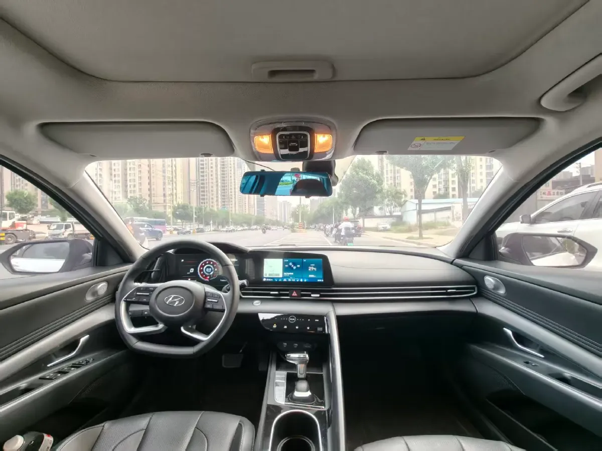 2022 Hyundai Elantra 1.5L 115HP L4 CVT,autocango,china used car exporter,china ev exporter,chinese used car exporter,chinese used ev exporter