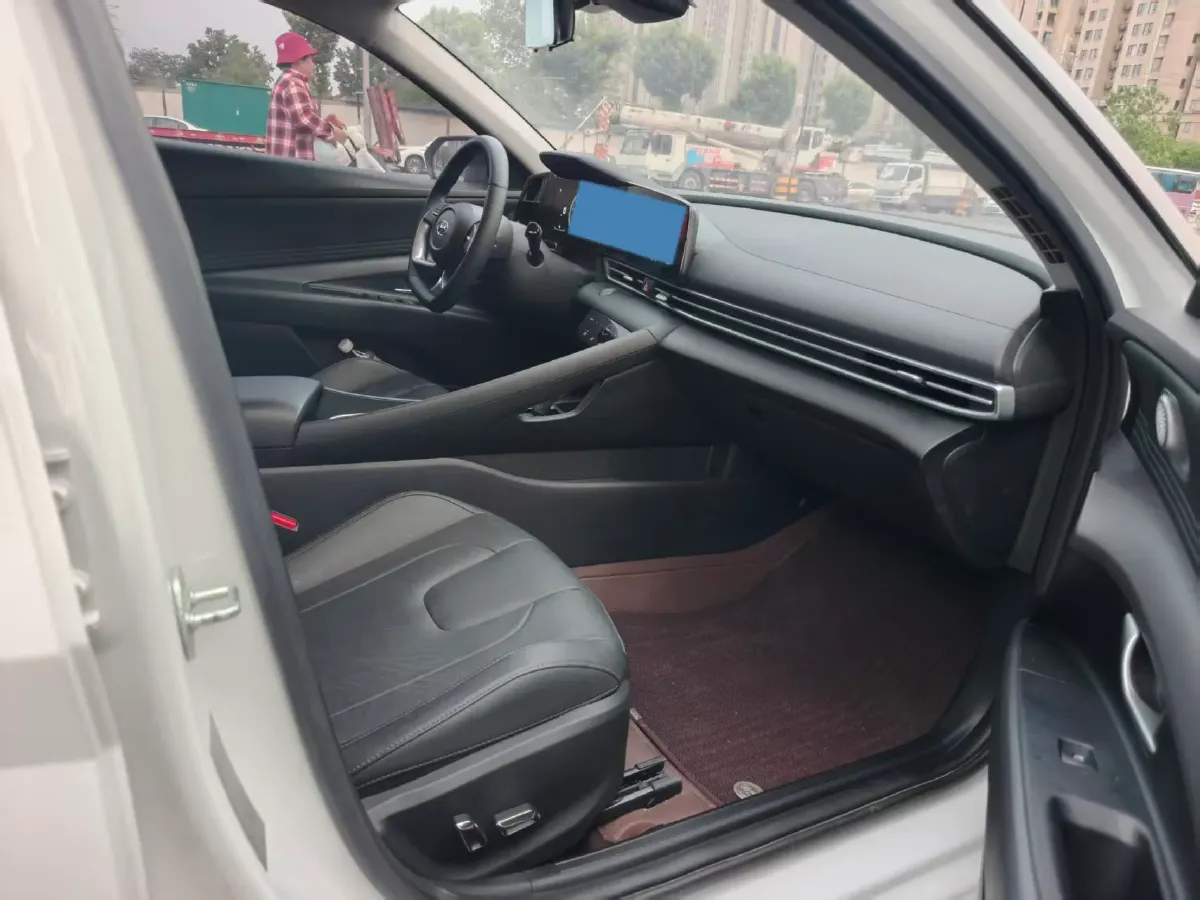 2022 Hyundai Elantra 1.5L 115HP L4 CVT,autocango,china used car exporter,china ev exporter,chinese used car exporter,chinese used ev exporter