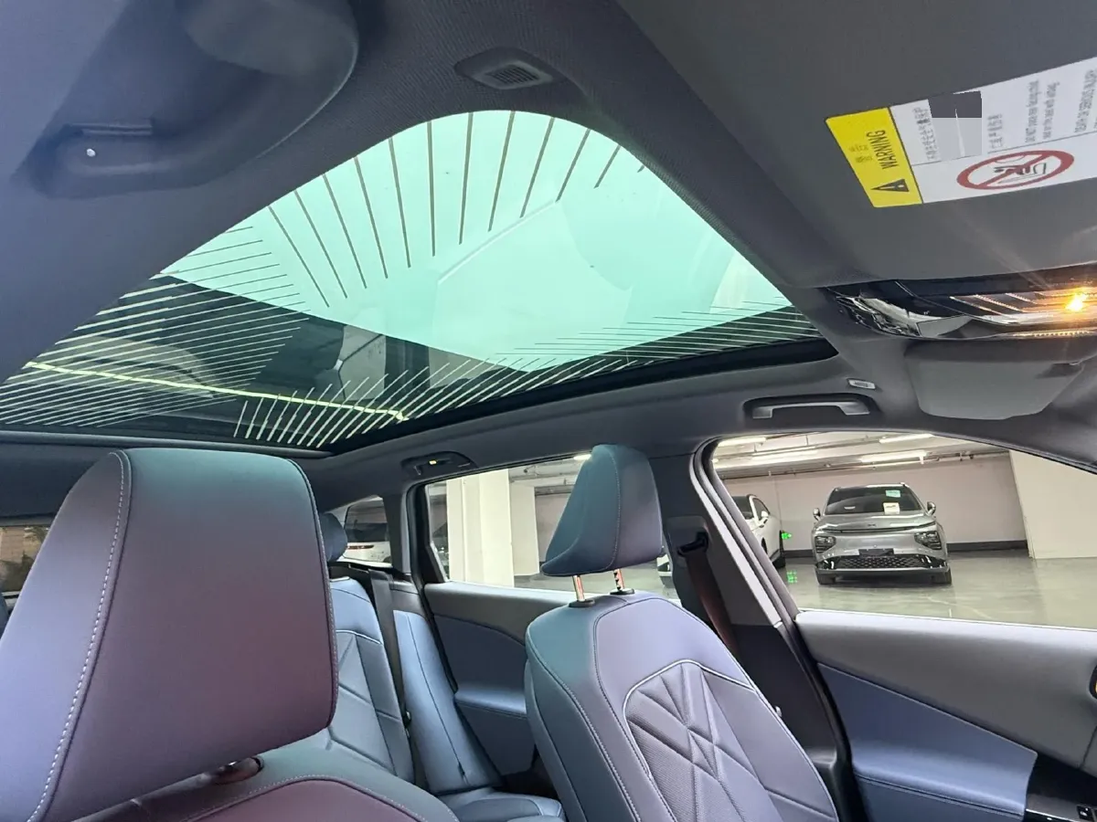 2025 BMW X3 2.0T 258HP L4 8AT,autocango,china used car exporter,china ev exporter,chinese used car exporter,chinese used ev exporter