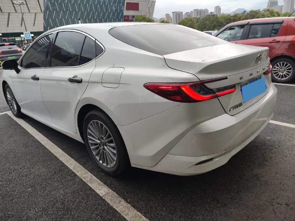 2024 Toyota Camry 2.0L 152HP L4 E-CVT Hybrid,autocango,china used car exporter,china ev exporter,chinese used car exporter,chinese used ev exporter
