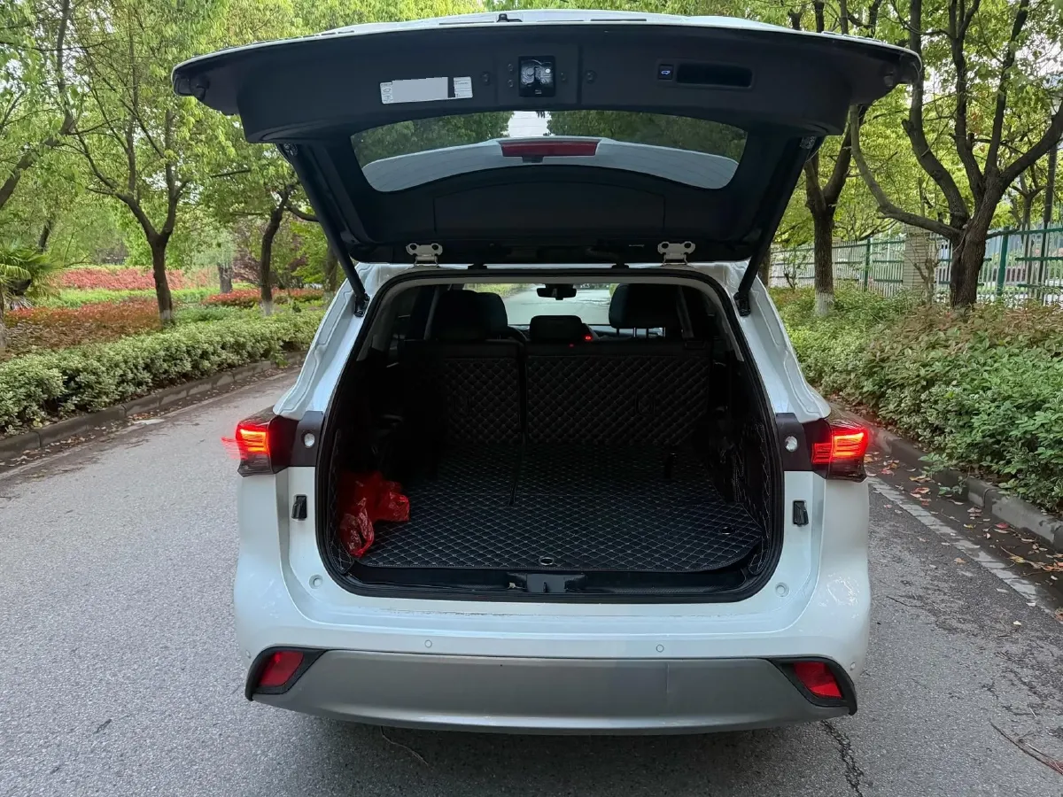 2022 Toyota Highlander 2.5L 192HP L4 E-CVT Hybrid,autocango,china used car exporter,china ev exporter,chinese used car exporter,chinese used ev exporter