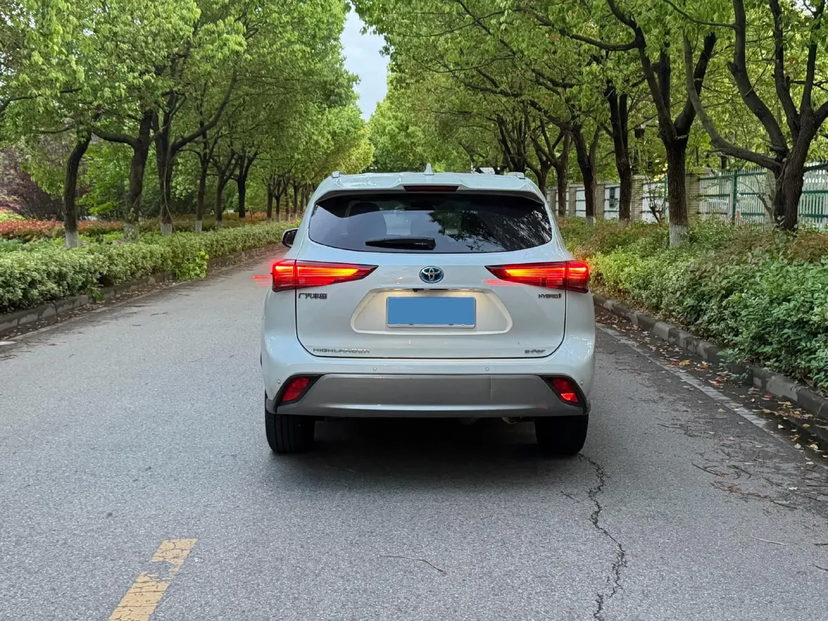 2022 Toyota Highlander 2.5L 192HP L4 E-CVT Hybrid,autocango,china used car exporter,china ev exporter,chinese used car exporter,chinese used ev exporter