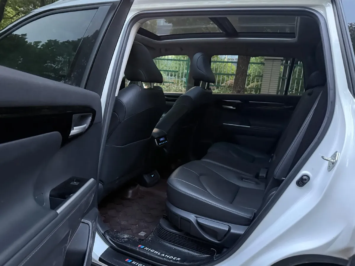 2022 Toyota Highlander 2.5L 192HP L4 E-CVT Hybrid,autocango,china used car exporter,china ev exporter,chinese used car exporter,chinese used ev exporter