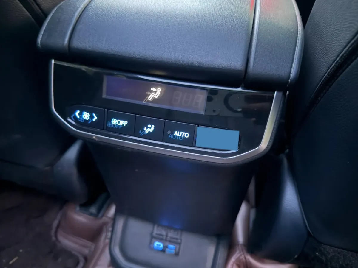 2022 Toyota Highlander 2.5L 192HP L4 E-CVT Hybrid,autocango,china used car exporter,china ev exporter,chinese used car exporter,chinese used ev exporter