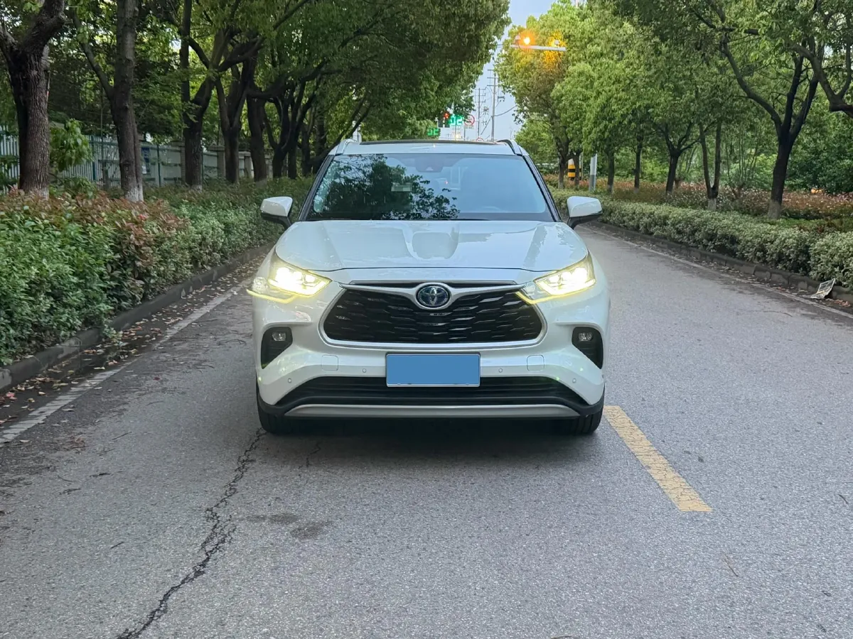 2022 Toyota Highlander 2.5L 192HP L4 E-CVT Hybrid,autocango,china used car exporter,china ev exporter,chinese used car exporter,chinese used ev exporter