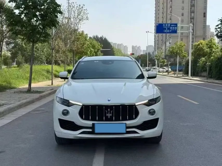 2019 Maserati Levante 3.0T 350HP V6 8AT,autocango,china used car exporter,china ev exporter,chinese used car exporter,chinese used ev exporter