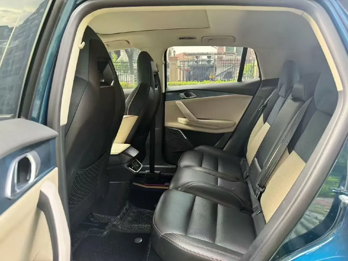 2020 LYNK&CO 06 1.5T 177HP L3 7DCT,autocango,china used car exporter,china ev exporter,chinese used car exporter,chinese used ev exporter