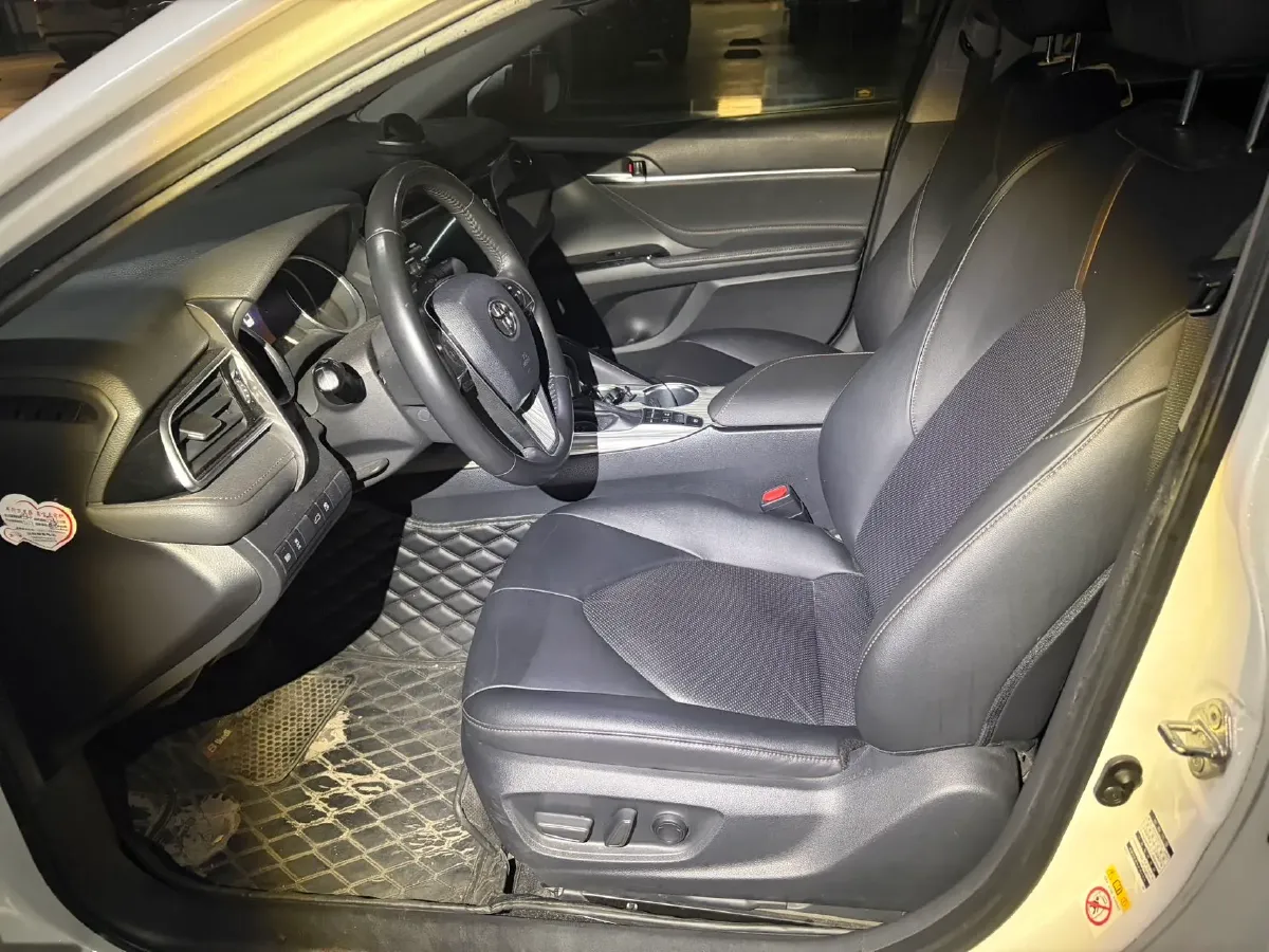 2018 Toyota Camry 2.5L 178HP L4 E-CVT Hybrid,autocango,china used car exporter,china ev exporter,chinese used car exporter,chinese used ev exporter