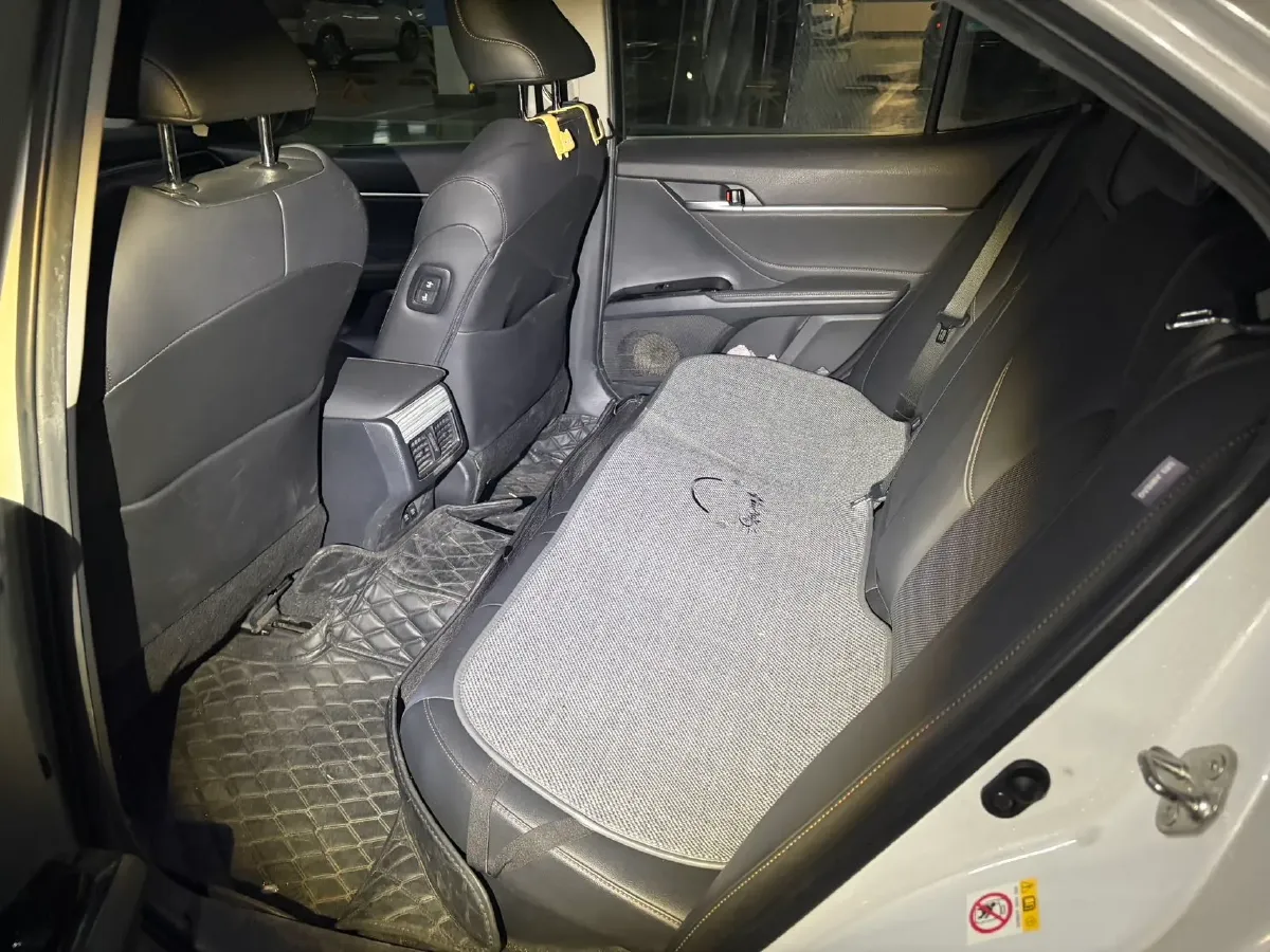 2018 Toyota Camry 2.5L 178HP L4 E-CVT Hybrid,autocango,china used car exporter,china ev exporter,chinese used car exporter,chinese used ev exporter