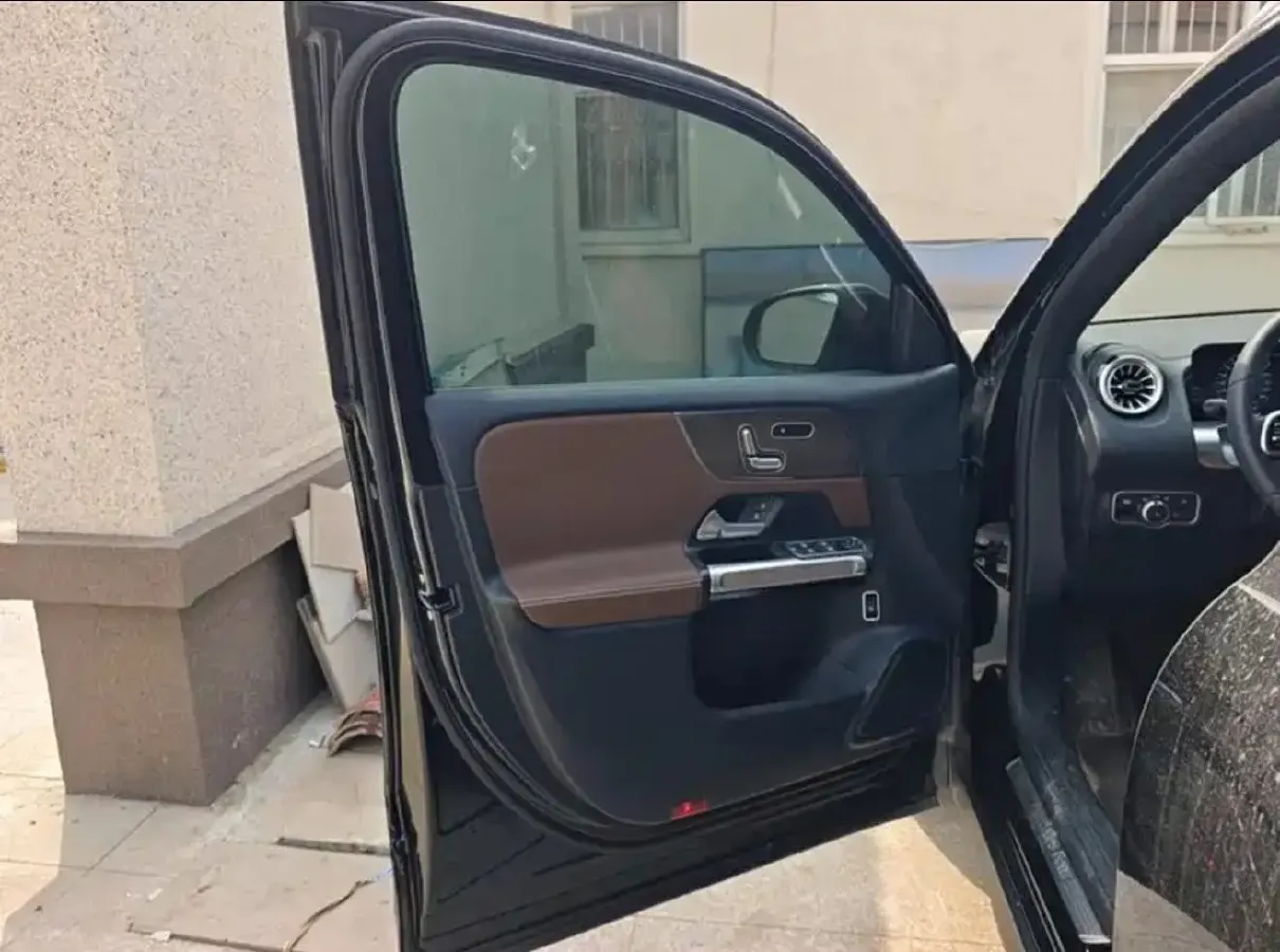 2023 Mercedes-Benz GLB Class 2.0T 190HP L4 8DCT,autocango,china used car exporter,china ev exporter,chinese used car exporter,chinese used ev exporter