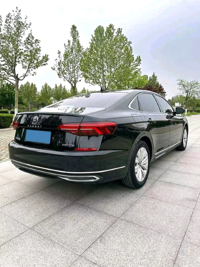 2020 Volkswagen Passat 2.0T 186HP L4 7DCT,autocango,china used car exporter,china ev exporter,chinese used car exporter,chinese used ev exporter