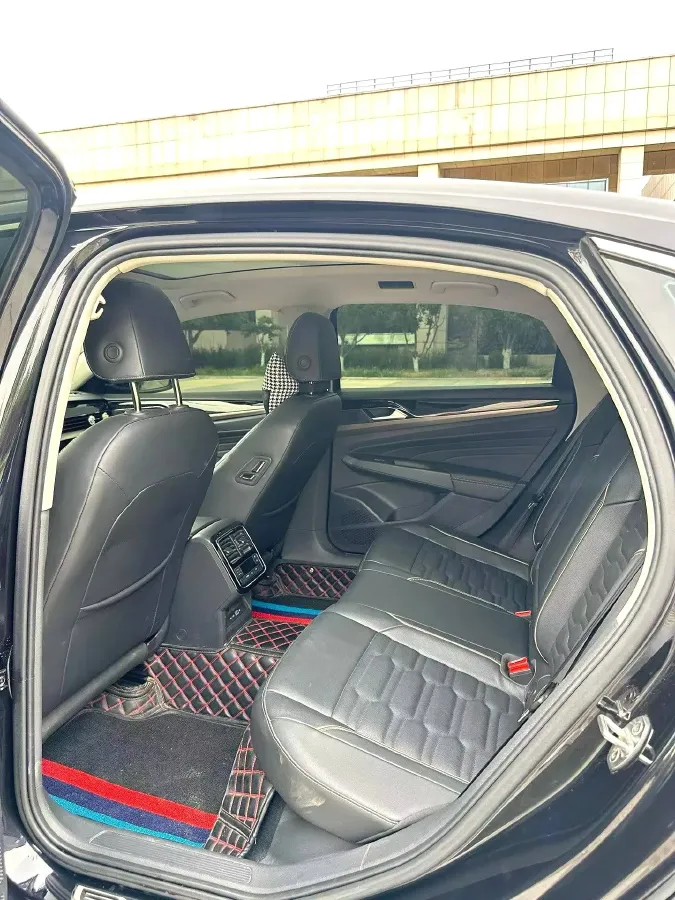 2020 Volkswagen Passat 2.0T 186HP L4 7DCT,autocango,china used car exporter,china ev exporter,chinese used car exporter,chinese used ev exporter