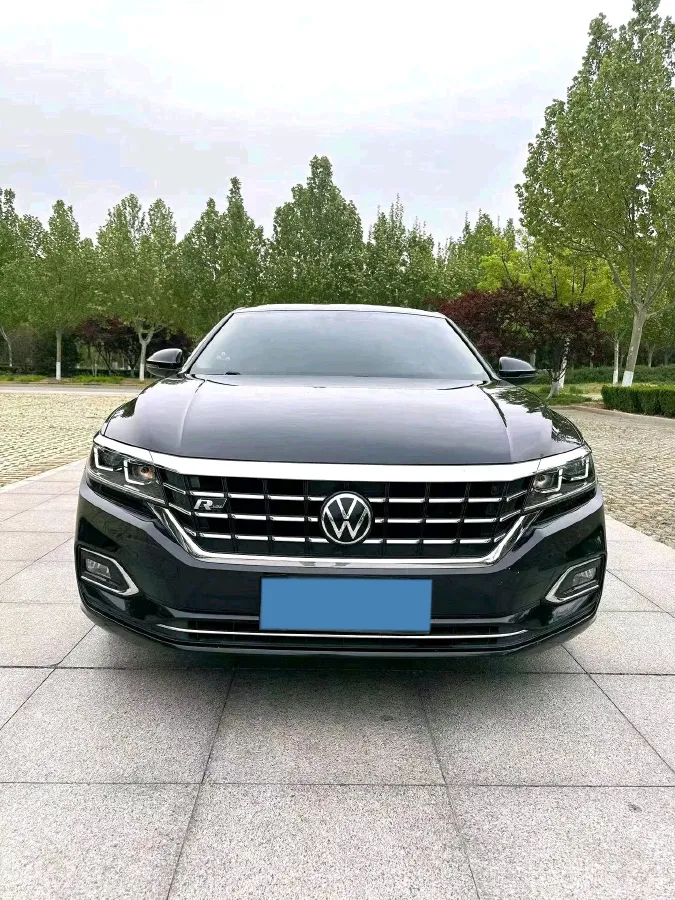 2020 Volkswagen Passat 2.0T 186HP L4 7DCT,autocango,china used car exporter,china ev exporter,chinese used car exporter,chinese used ev exporter