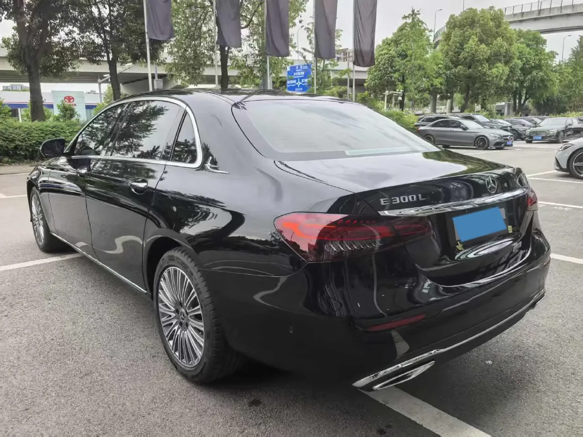 2023 Mercedes-Benz E Class 2.0T 258HP L4 9AT,autocango,china used car exporter,china ev exporter,chinese used car exporter,chinese used ev exporter