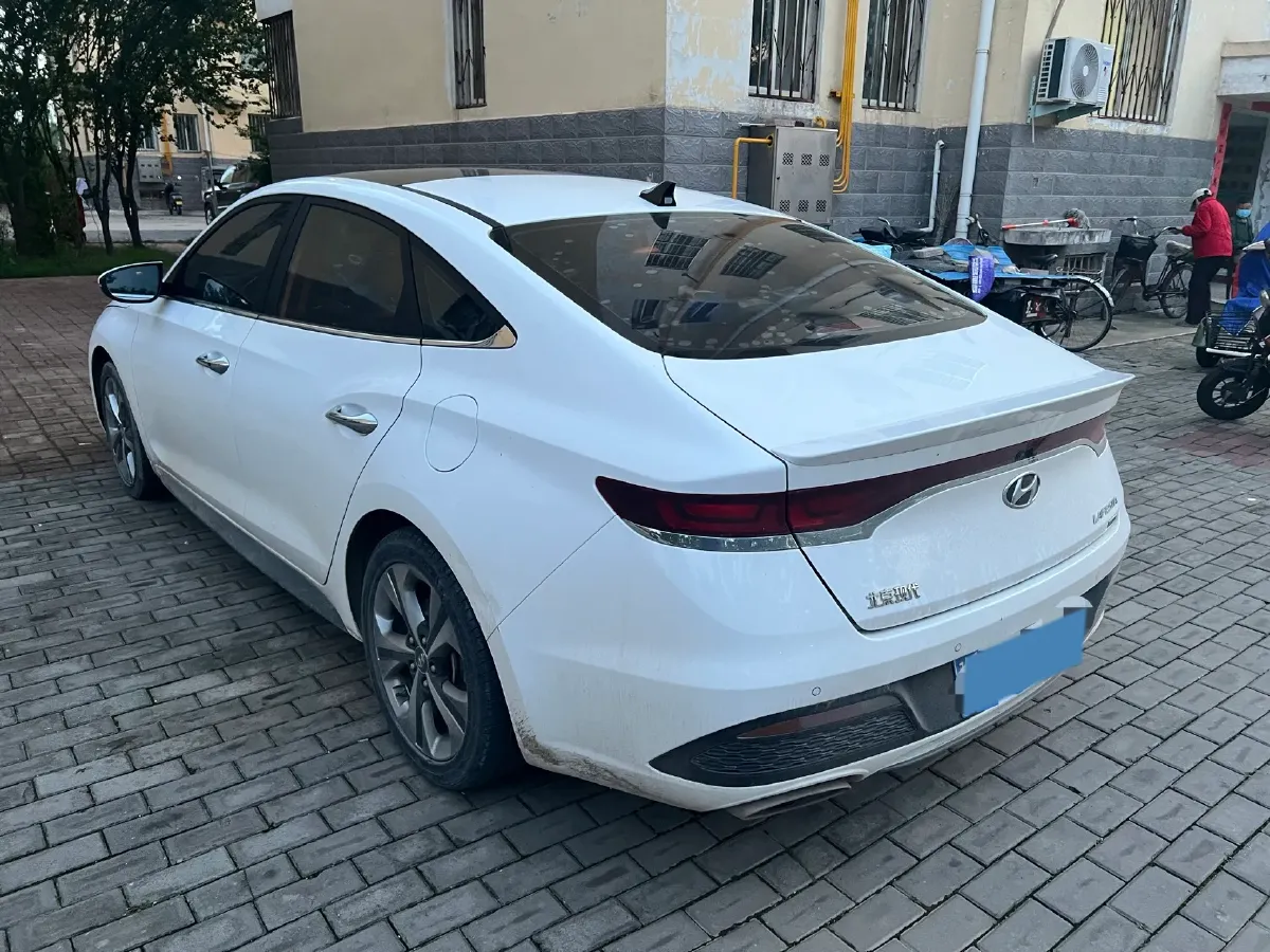 2019 Hyundai La Festa 1.6T 190HP L4 7DCT,autocango,china used car exporter,china ev exporter,chinese used car exporter,chinese used ev exporter