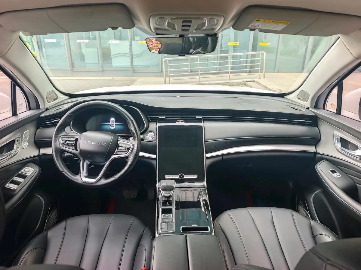 2019 Roewe RX5 MAX 1.5T 173HP L4 6MT,autocango,china used car exporter,china ev exporter,chinese used car exporter,chinese used ev exporter