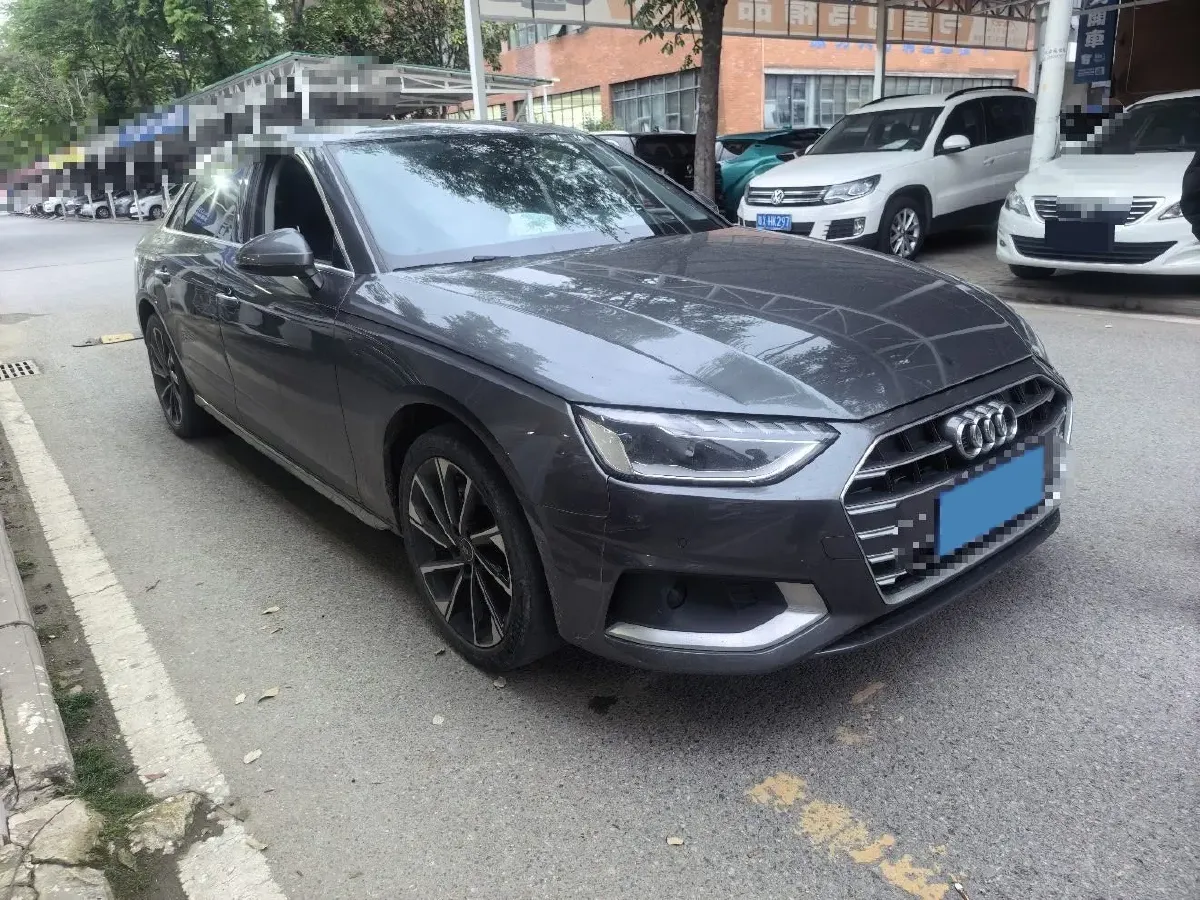2023 Audi A4L 2.0T 190HP L4 7DCT,autocango,china used car exporter,china ev exporter,chinese used car exporter,chinese used ev exporter