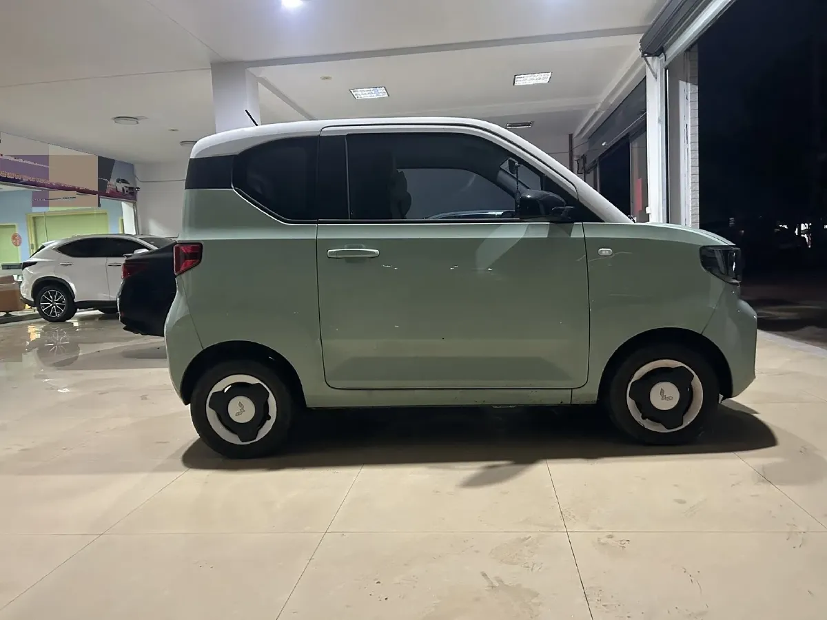 2021 WuLing HongGuang MINI EV BEV 13.8KWH,autocango,china used car exporter,china ev exporter,chinese used car exporter,chinese used ev exporter