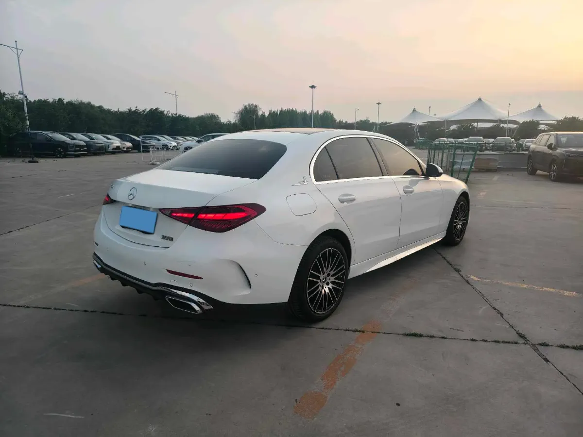 2025 Mercedes-Benz C Class 1.5T 204HP L4 9AT,autocango,china used car exporter,china ev exporter,chinese used car exporter,chinese used ev exporter