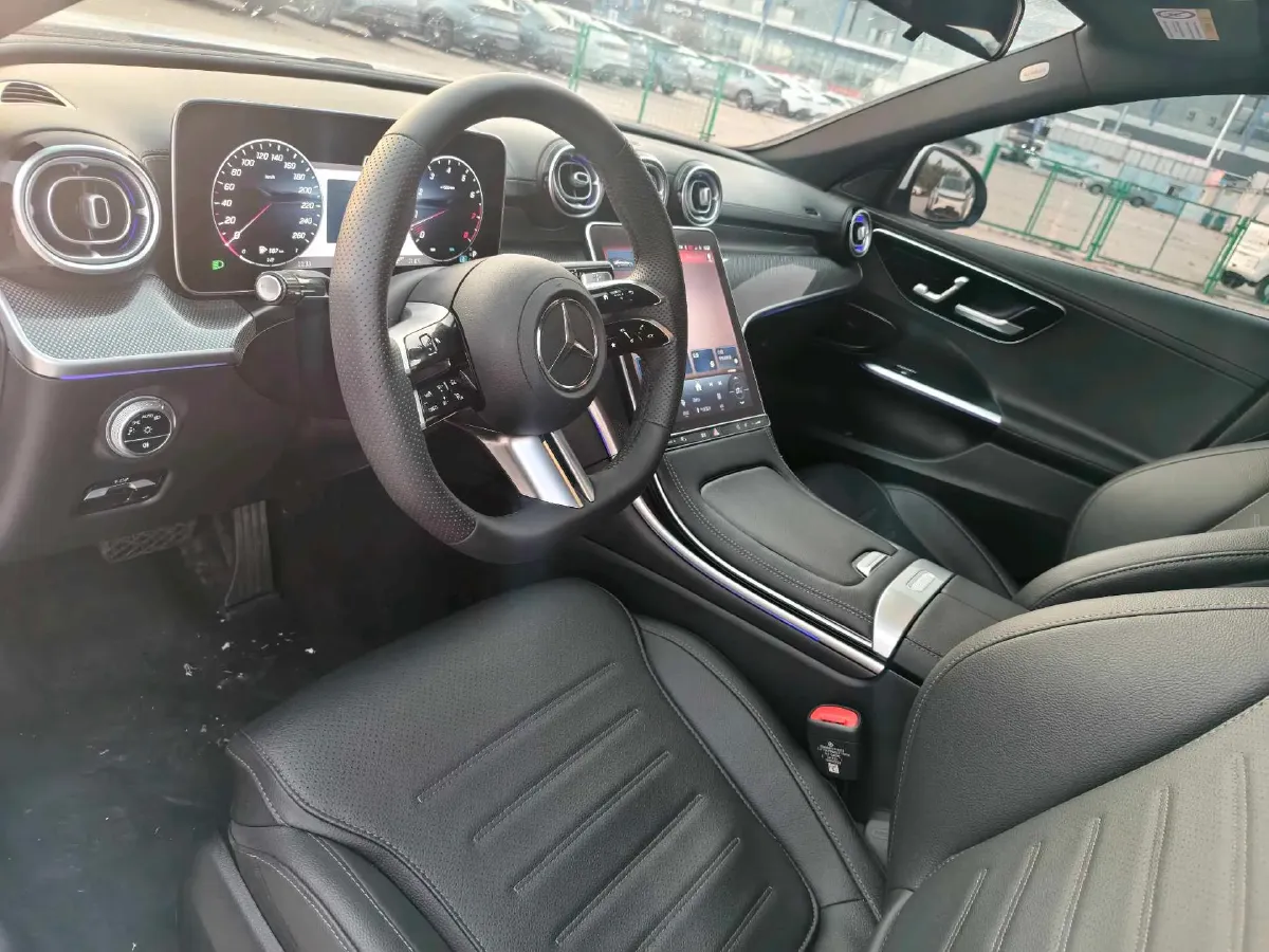 2025 Mercedes-Benz C Class 1.5T 204HP L4 9AT,autocango,china used car exporter,china ev exporter,chinese used car exporter,chinese used ev exporter