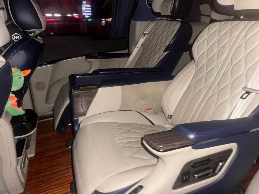 2021 Buick GL8 2.0T 237HP L4 9AT,autocango,china used car exporter,china ev exporter,chinese used car exporter,chinese used ev exporter