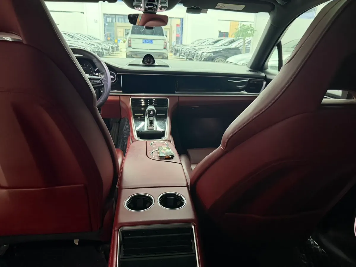 2019 Porsche Panamera 2.9T 330HP V6 8DCT,autocango,china used car exporter,china ev exporter,chinese used car exporter,chinese used ev exporter