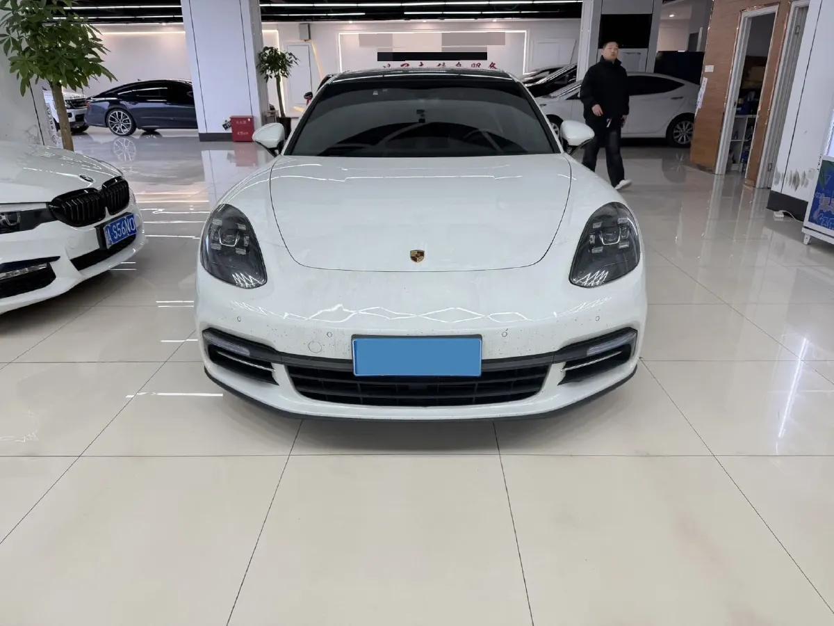 2019 Porsche Panamera 2.9T 330HP V6 8DCT,autocango,china used car exporter,china ev exporter,chinese used car exporter,chinese used ev exporter