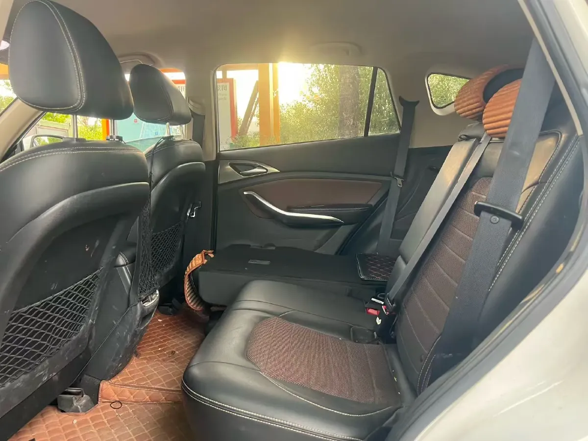 2017 BYD Song 1.5T 154HP L4 6MT,autocango,china used car exporter,china ev exporter,chinese used car exporter,chinese used ev exporter