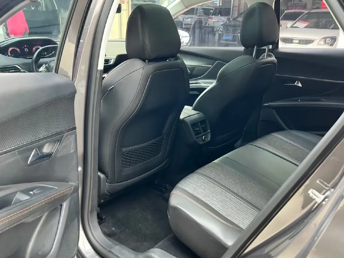 2017 Peugeot 4008 1.6T 167HP L4 6AT,autocango,china used car exporter,china ev exporter,chinese used car exporter,chinese used ev exporter