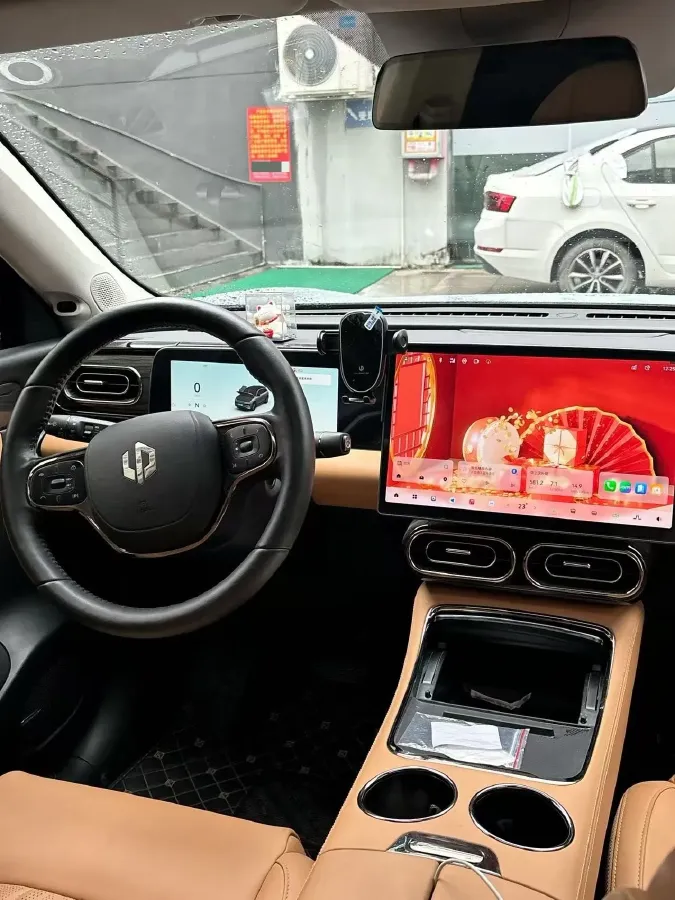 2024 Leapmotor C11 1.5L 95HP L4 REEV 43.74KWH,autocango,china used car exporter,china ev exporter,chinese used car exporter,chinese used ev exporter