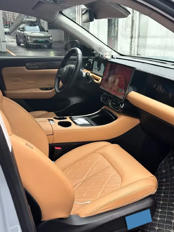 2024 Leapmotor C11 1.5L 95HP L4 REEV 43.74KWH,autocango,china used car exporter,china ev exporter,chinese used car exporter,chinese used ev exporter