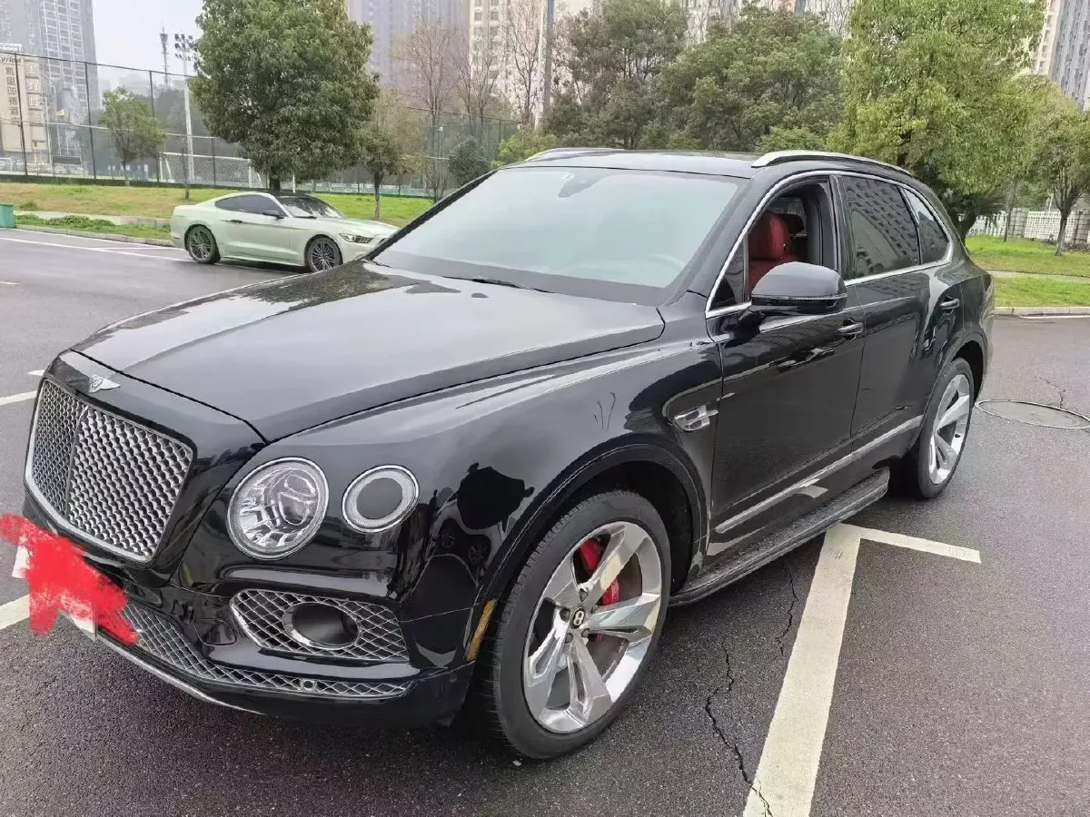 2021 Bentley Bentayga 4.0T 550HP V8 8AT,autocango,china used car exporter,china ev exporter,chinese used car exporter,chinese used ev exporter