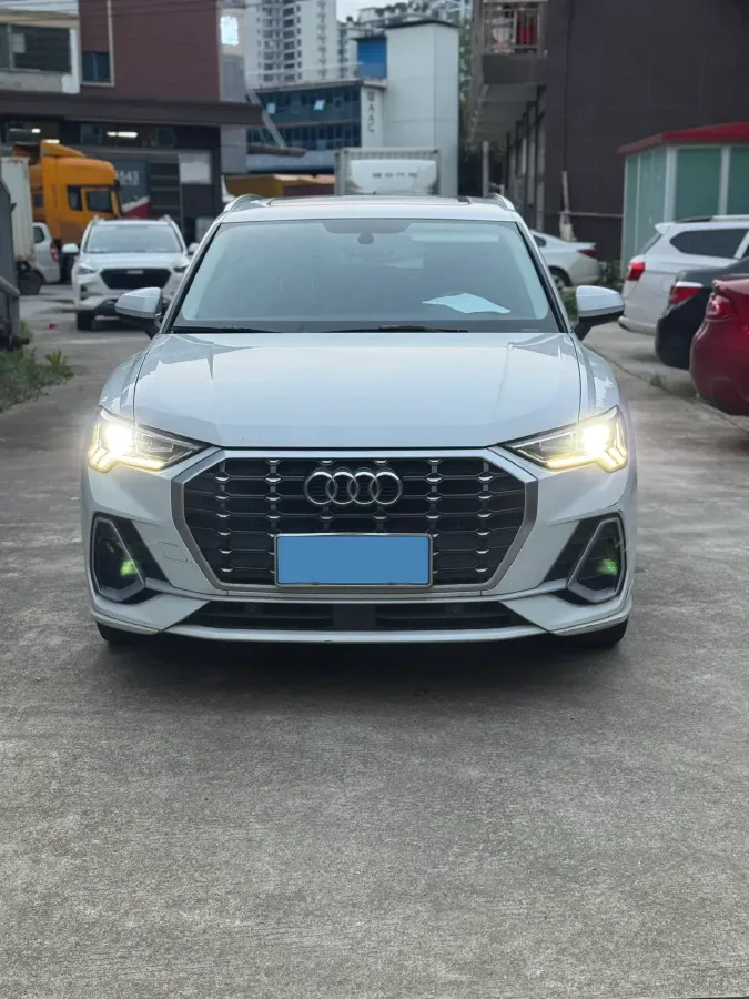 2021 Audi Q3 1.4T 150HP L4 7DCT,autocango,china used car exporter,china ev exporter,chinese used car exporter,chinese used ev exporter