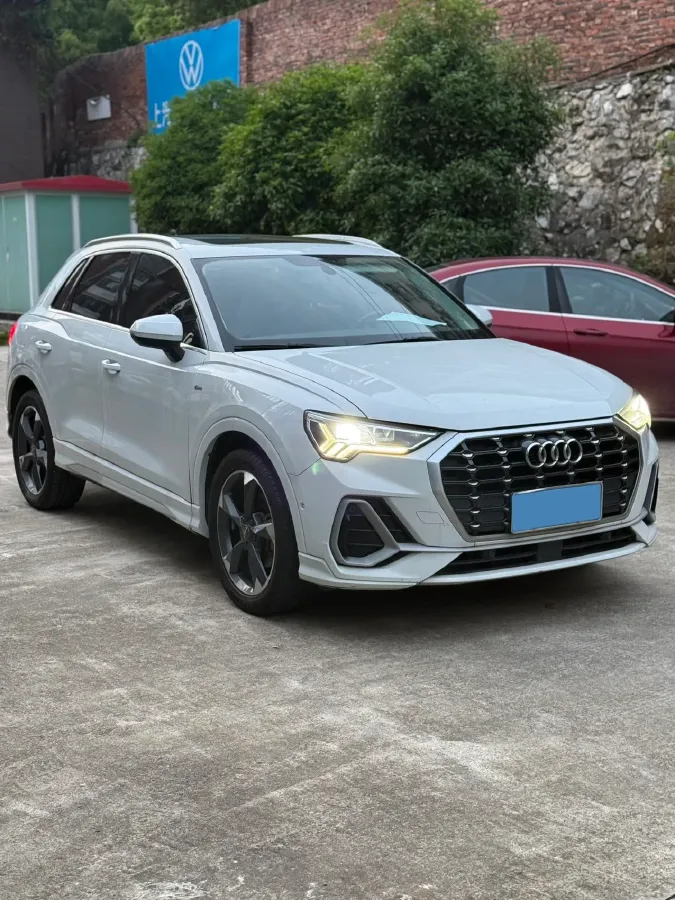 2021 Audi Q3 1.4T 150HP L4 7DCT,autocango,china used car exporter,china ev exporter,chinese used car exporter,chinese used ev exporter