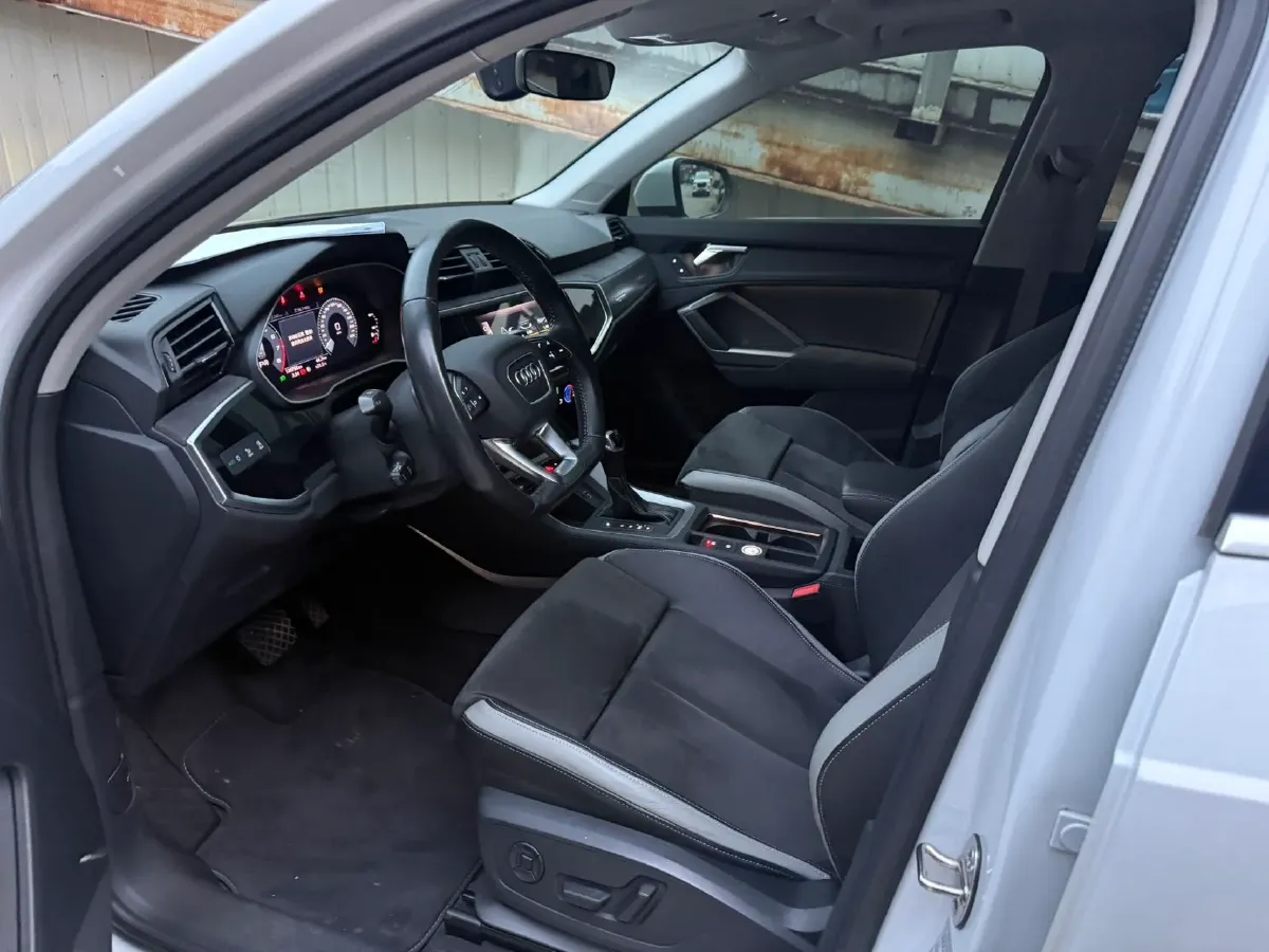 2021 Audi Q3 1.4T 150HP L4 7DCT,autocango,china used car exporter,china ev exporter,chinese used car exporter,chinese used ev exporter