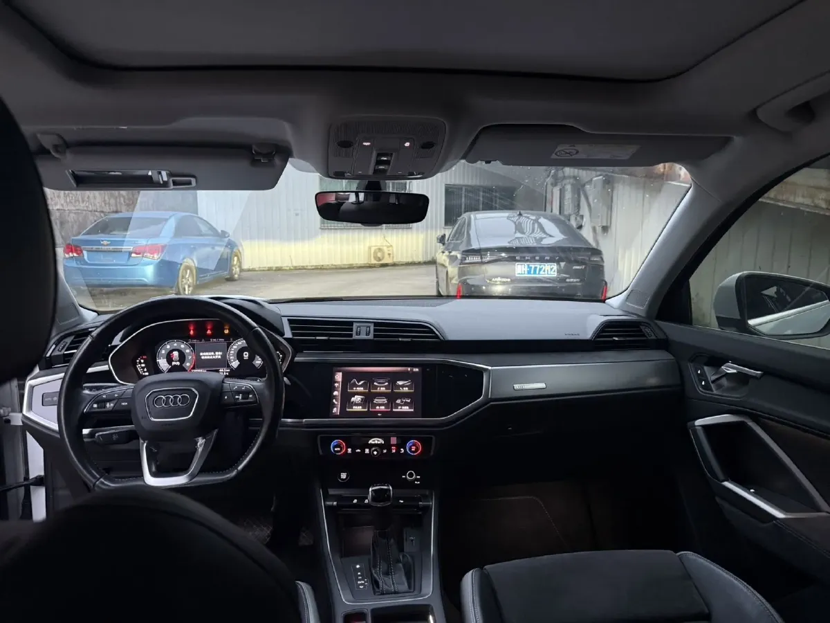 2021 Audi Q3 1.4T 150HP L4 7DCT,autocango,china used car exporter,china ev exporter,chinese used car exporter,chinese used ev exporter