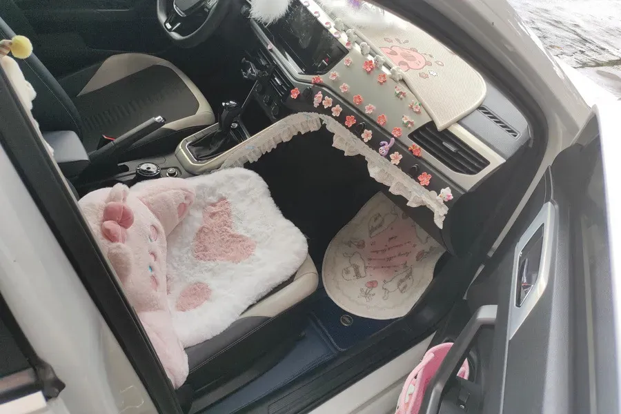 2021 Haval H6 1.5T 169HP L4 7DCT,autocango,china used car exporter,china ev exporter,chinese used car exporter,chinese used ev exporter