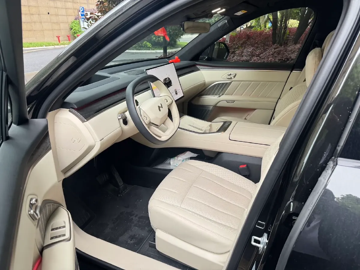 2025 ONVO L90 BEV,autocango,china used car exporter,china ev exporter,chinese used car exporter,chinese used ev exporter