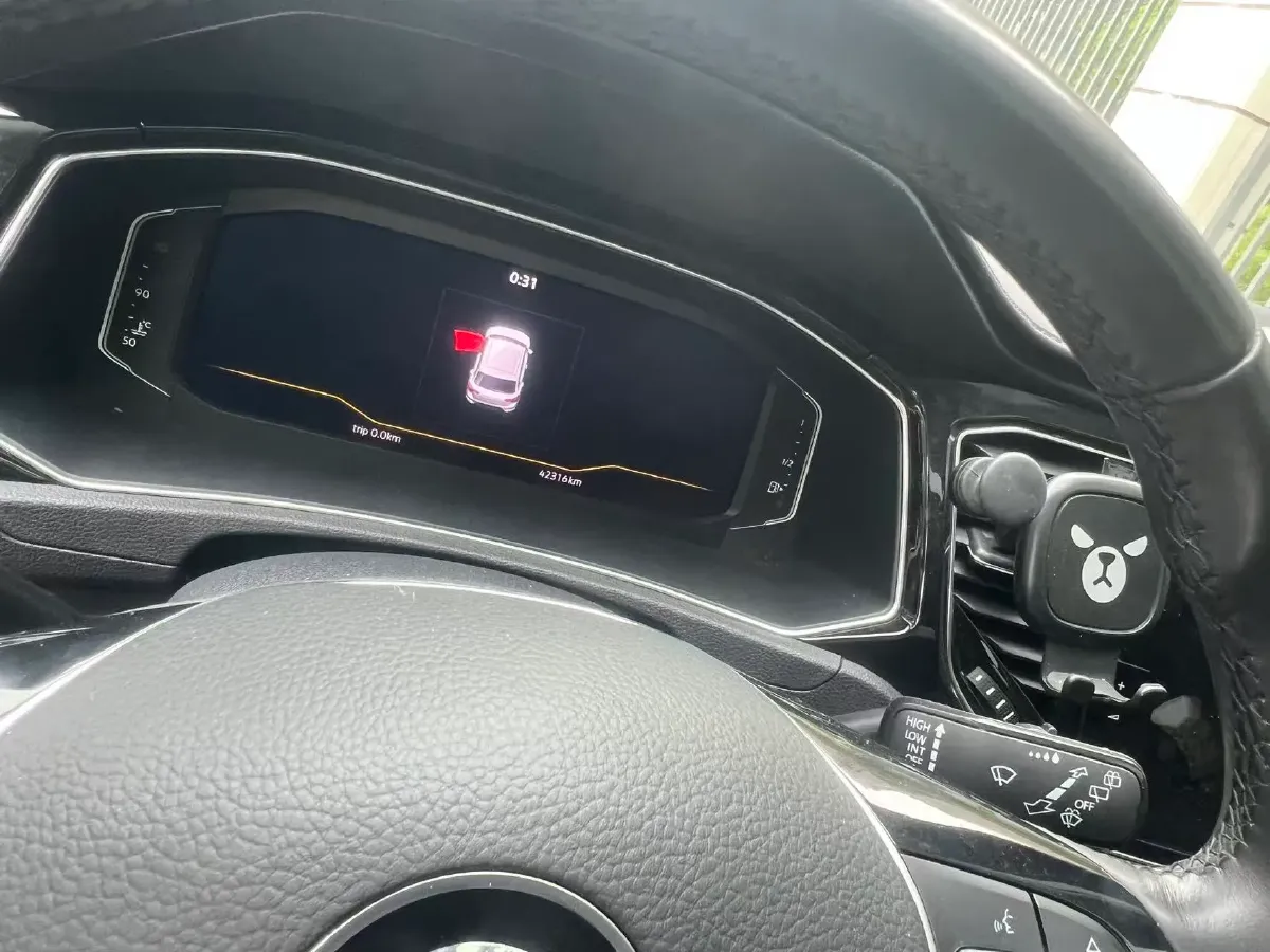 2021 Volkswagen T-Roc 1.4T 150HP L4 7DCT,autocango,china used car exporter,china ev exporter,chinese used car exporter,chinese used ev exporter