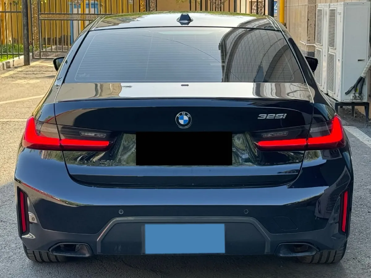 2023 BMW 3 Series 2.0T 184HP L4 8AT,autocango,china used car exporter,china ev exporter,chinese used car exporter,chinese used ev exporter