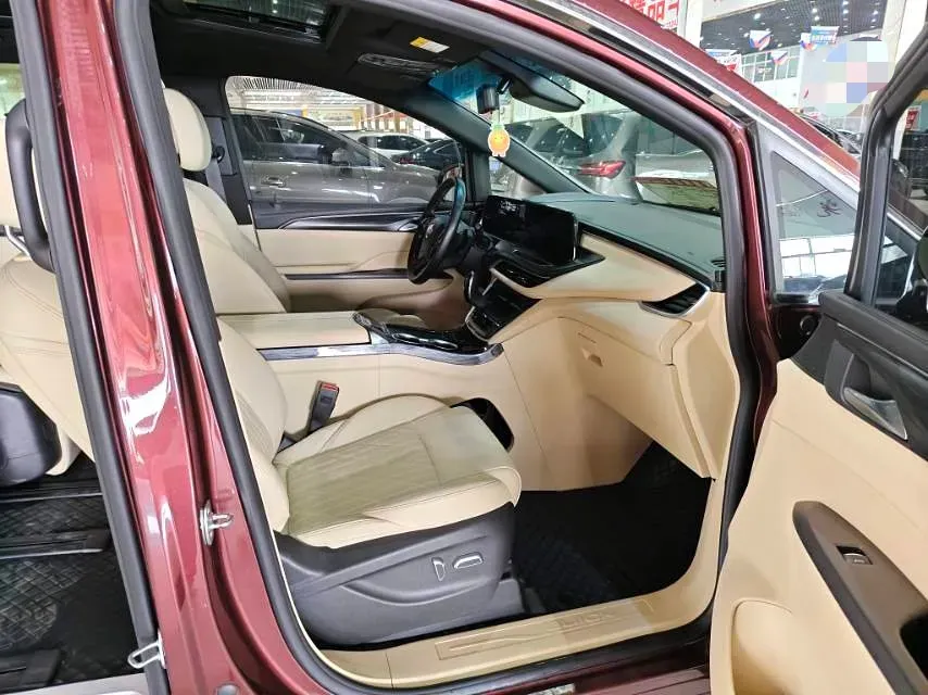 2022 Buick GL8 2.0T 237HP L4 9AT,autocango,china used car exporter,china ev exporter,chinese used car exporter,chinese used ev exporter