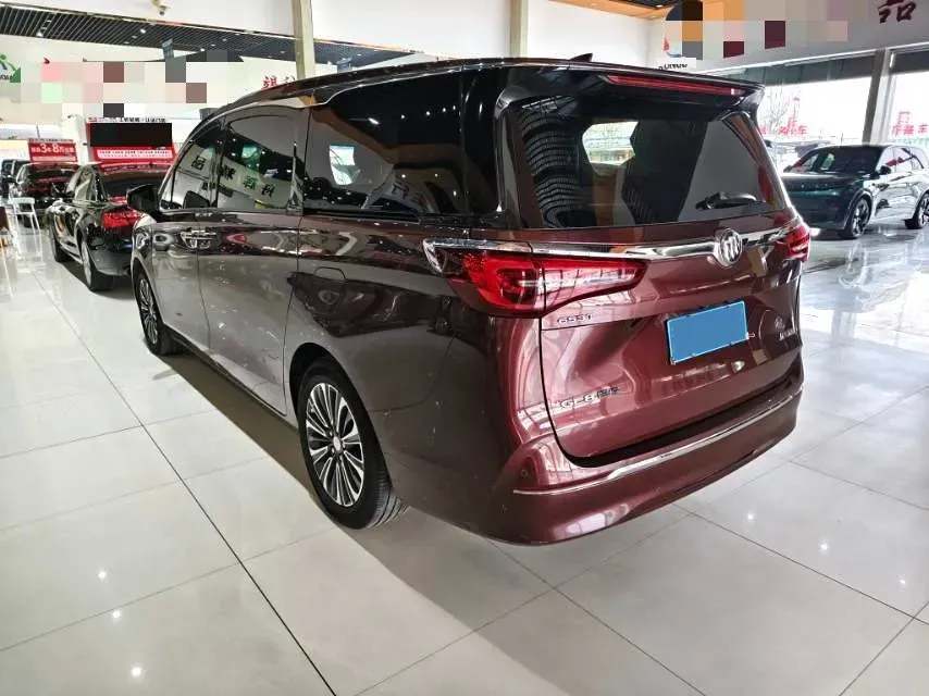 2022 Buick GL8 2.0T 237HP L4 9AT,autocango,china used car exporter,china ev exporter,chinese used car exporter,chinese used ev exporter