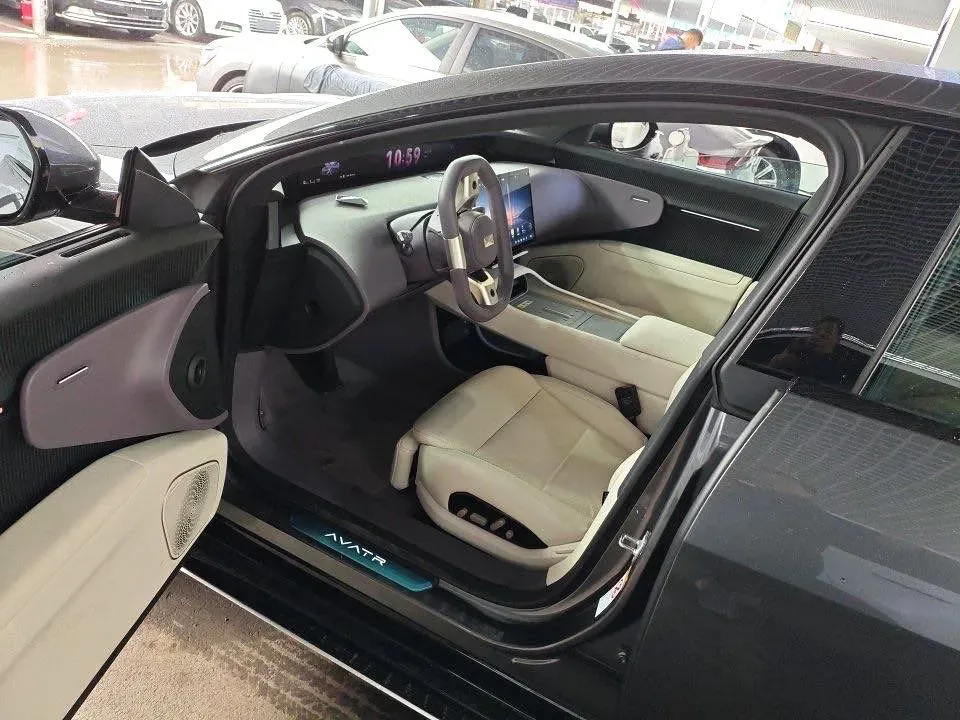 2026 Avatr 12 BEV,autocango,china used car exporter,china ev exporter,chinese used car exporter,chinese used ev exporter