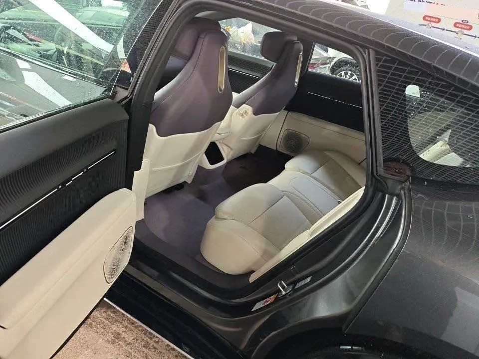 2026 Avatr 12 BEV,autocango,china used car exporter,china ev exporter,chinese used car exporter,chinese used ev exporter